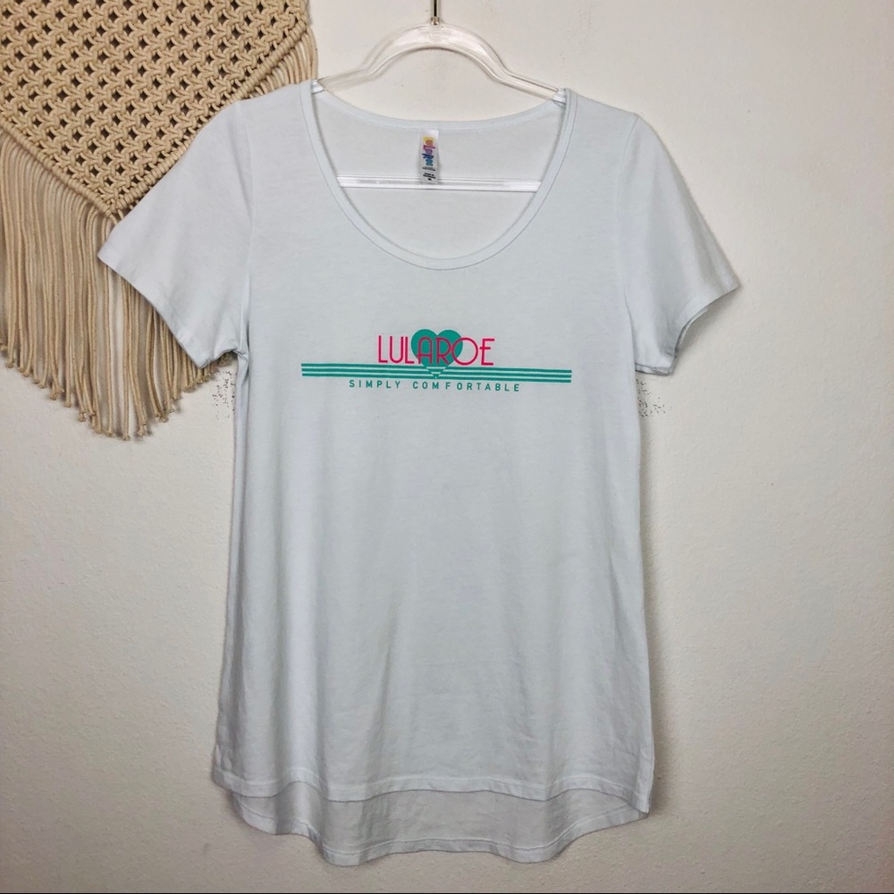 LuLaRoe Screenprint Tee Shirt Size Medium